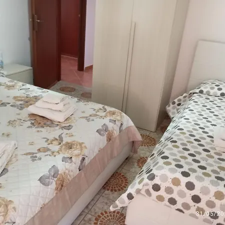 Maricla לינה וארוחת בוקר *